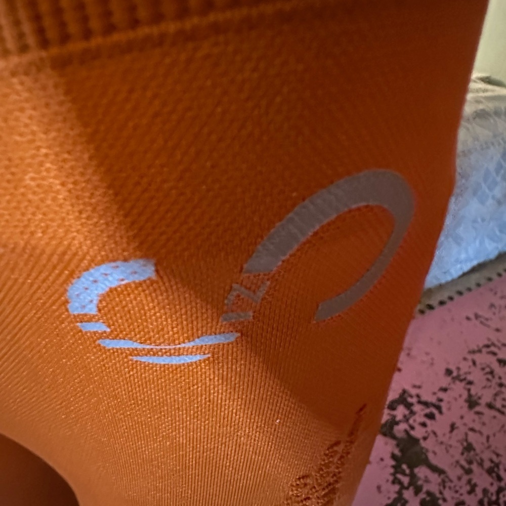 CURVES N COMBATBOOTS Orange Women's Activewear Set Sz S and L - Picture 5 of 15